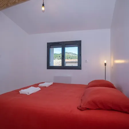 La Remise De Papet * Chusclan